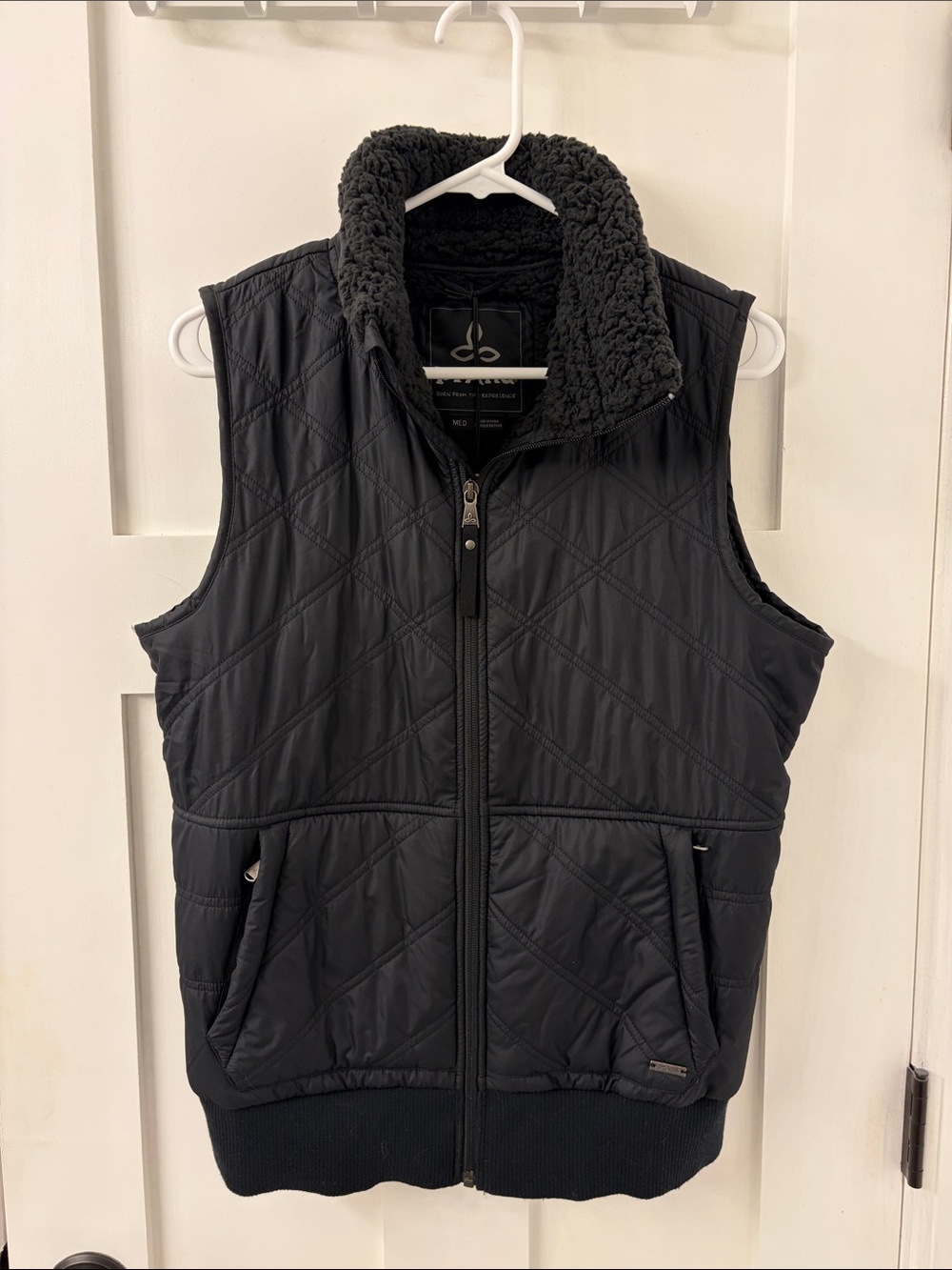 Prana Esla Women’s fleece Quilted Black Vest